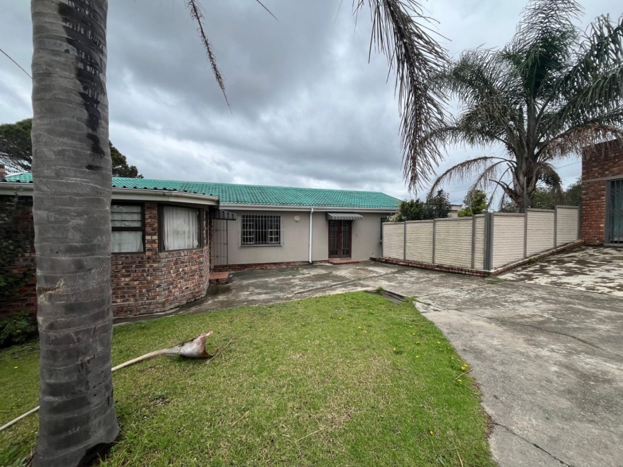 3 Bedroom Property for Sale in Amalinda Eastern Cape